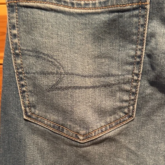 American Eagle Super high Rise baggy Wide Leg Jeans w cargo pockets - Picture 4 of 10